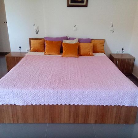 Hotel Yard House Trpejca Ohrid Zimmer foto